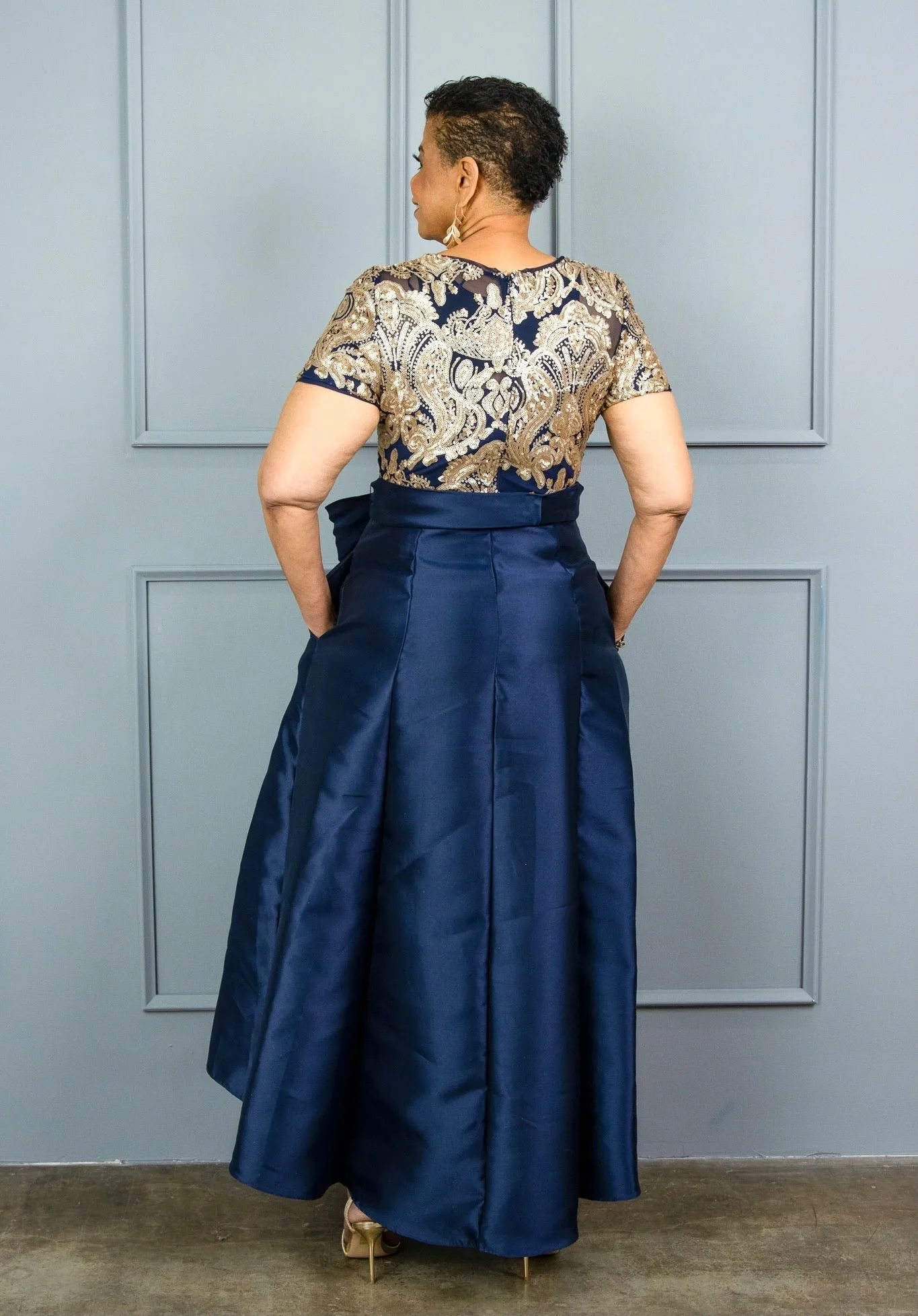Women's  Short Sleeve Sequin-Embellished  Navy Gold High-Low Gown